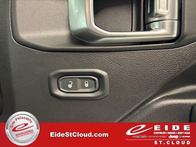 new 2026 Jeep Gladiator car, priced at $50,321