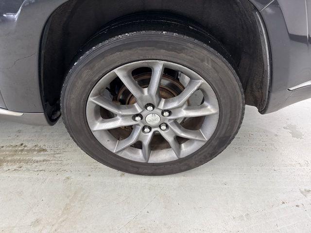 used 2014 Jeep Grand Cherokee car, priced at $14,000