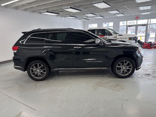 used 2014 Jeep Grand Cherokee car, priced at $14,000