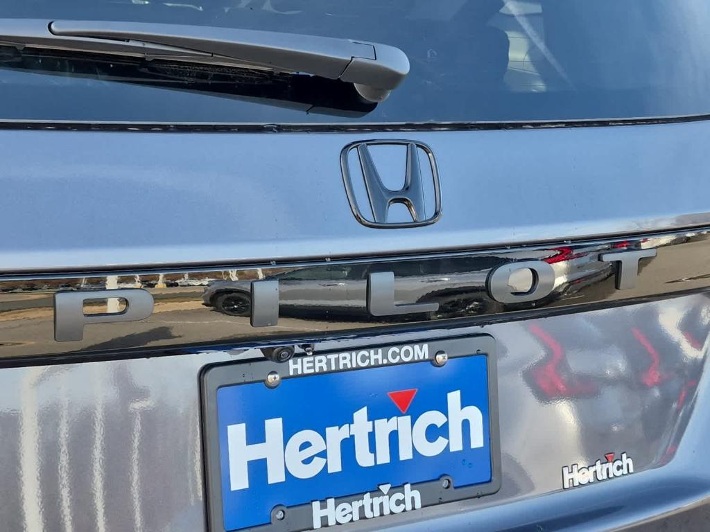new 2026 Honda Pilot car, priced at $53,790