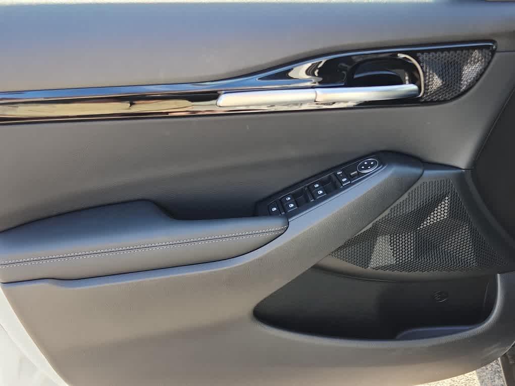 new 2025 Kia Seltos car, priced at $28,670