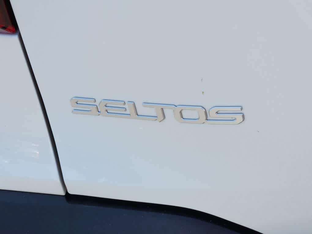 new 2025 Kia Seltos car, priced at $28,670