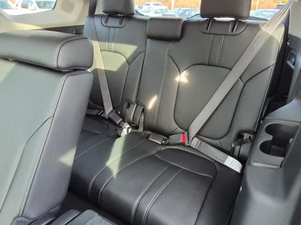 new 2026 Honda Pilot car, priced at $53,045