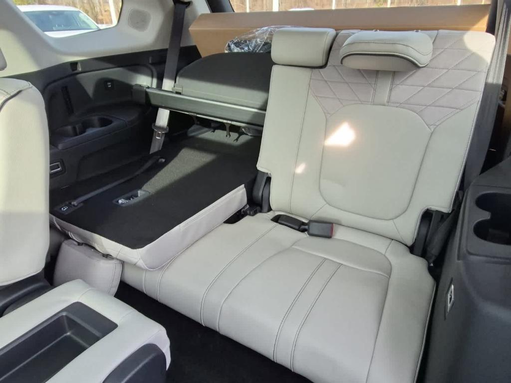 new 2026 Honda Pilot car, priced at $56,195