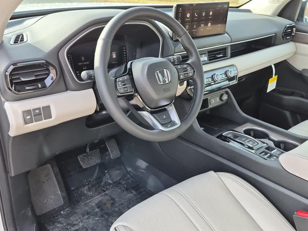 new 2026 Honda Pilot car, priced at $56,195