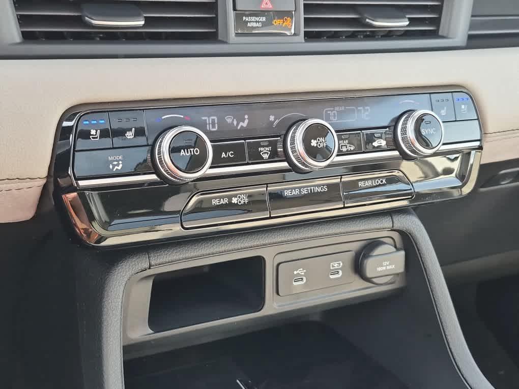 new 2026 Honda Pilot car, priced at $56,195