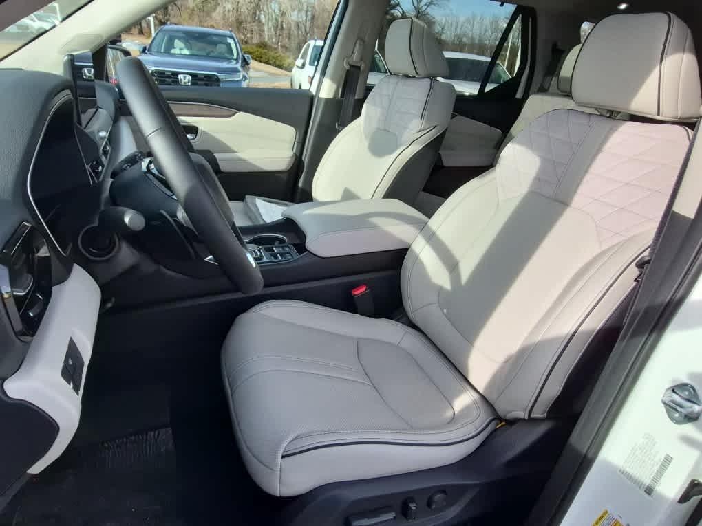 new 2026 Honda Pilot car, priced at $56,195