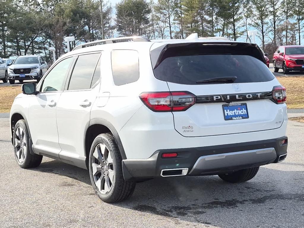 new 2026 Honda Pilot car, priced at $56,195