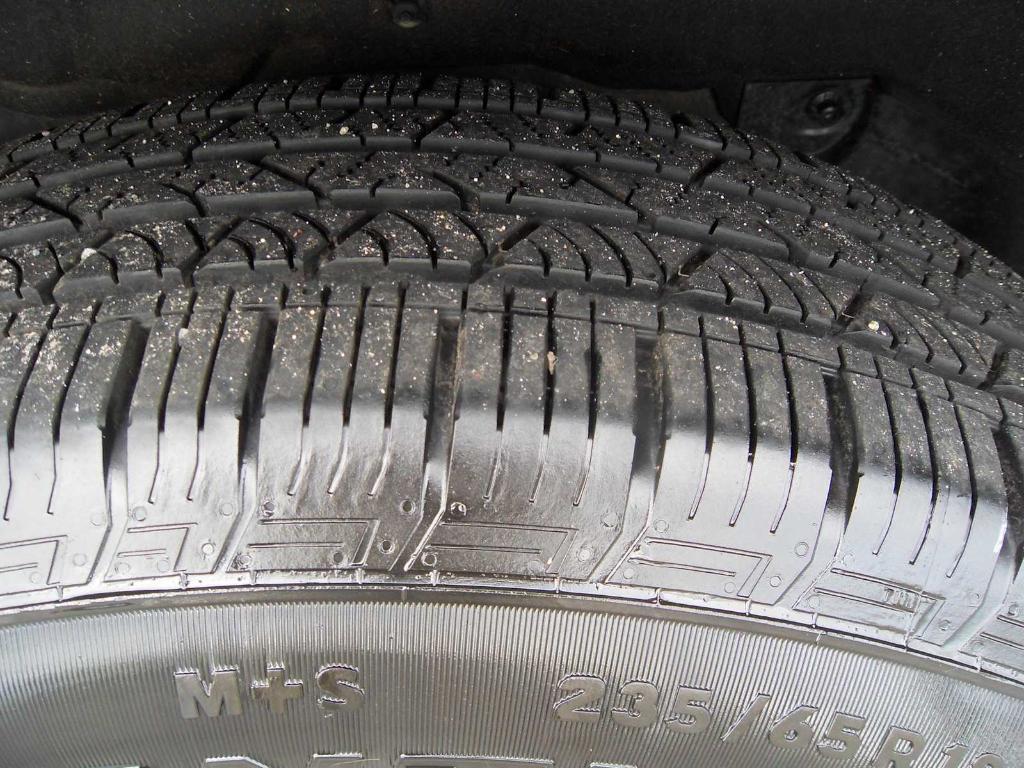 used 2023 Toyota Highlander car, priced at $34,879