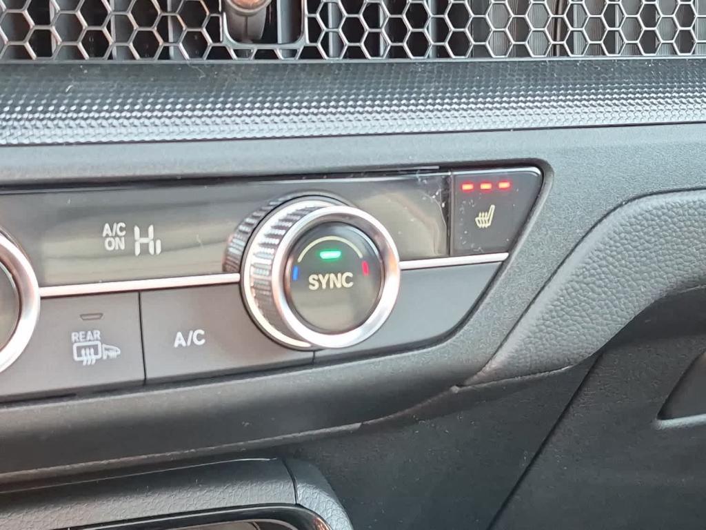 new 2026 Honda CR-V Hybrid car, priced at $41,675