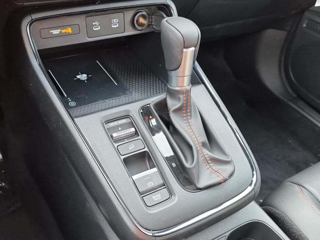 new 2026 Honda CR-V Hybrid car, priced at $41,675