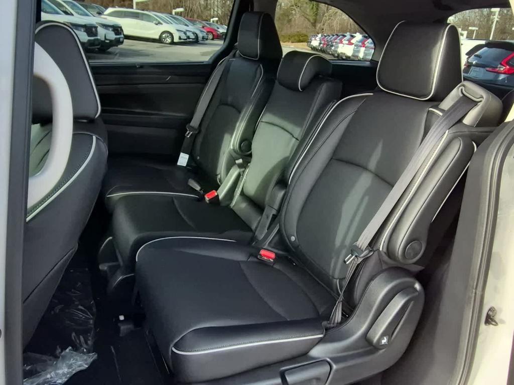 new 2026 Honda Odyssey car, priced at $49,445
