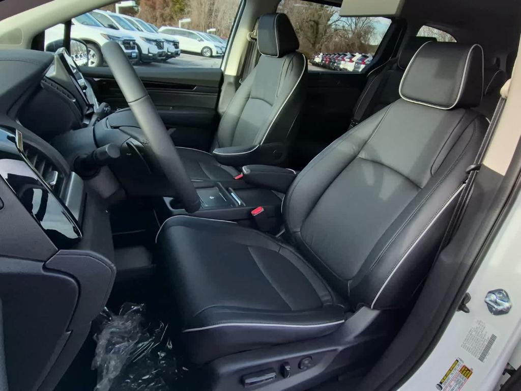 new 2026 Honda Odyssey car, priced at $49,445