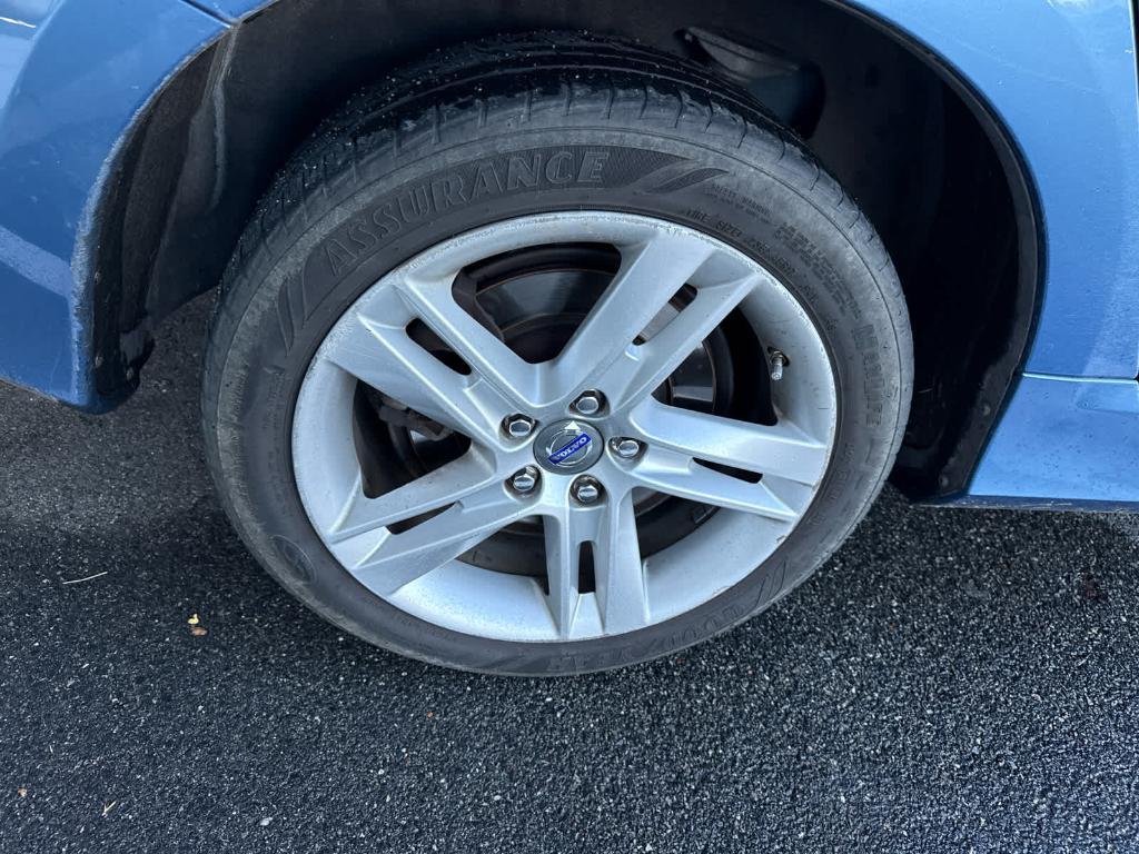 used 2014 Volvo S60 car, priced at $8,487