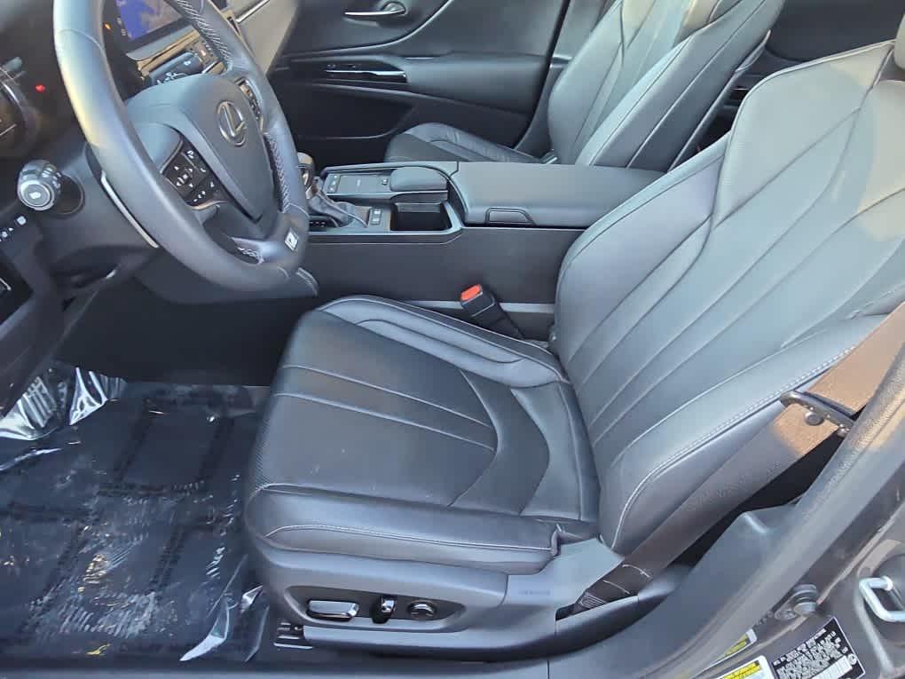 used 2022 Lexus ES 300h car, priced at $32,862