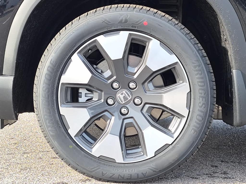 new 2026 Honda Pilot car, priced at $54,990