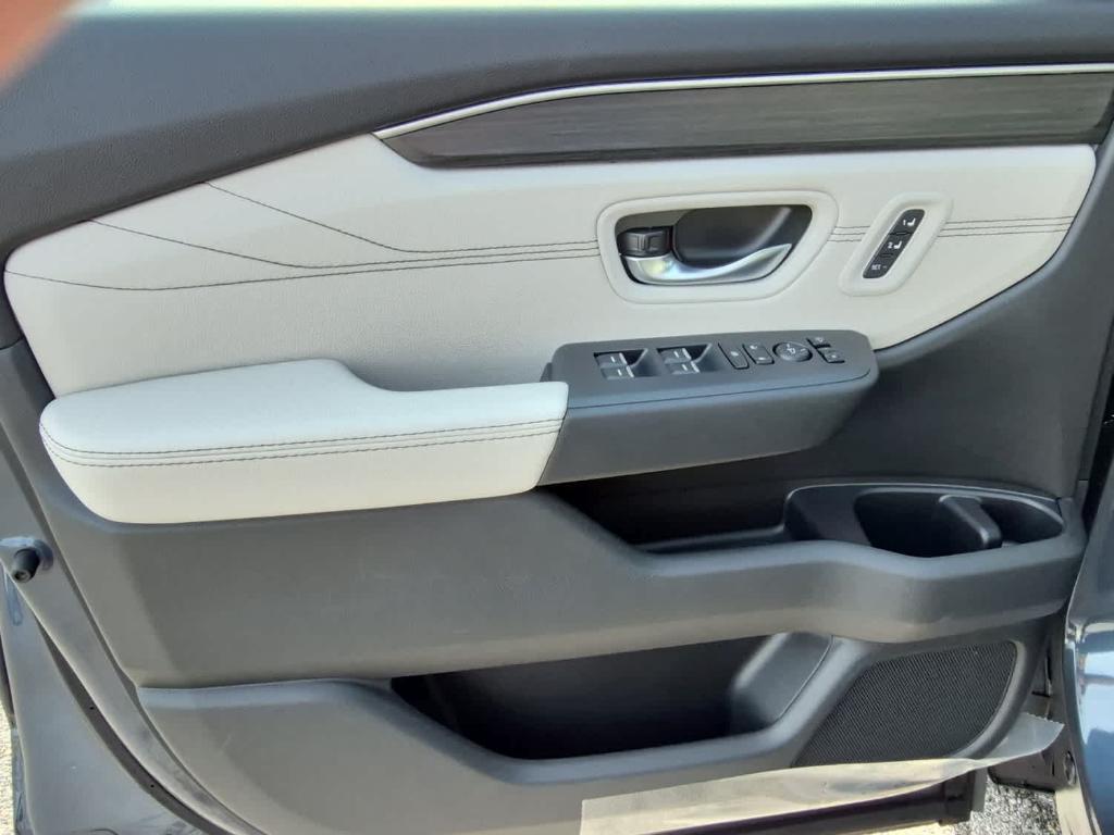 new 2026 Honda Pilot car, priced at $52,590