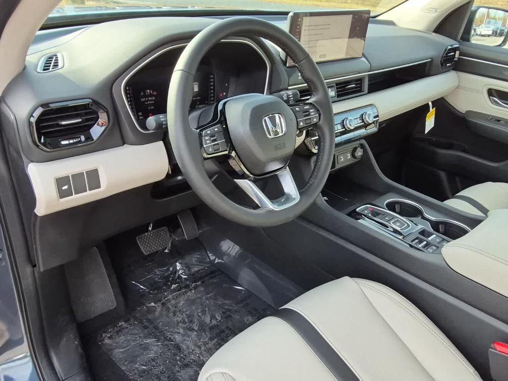 new 2026 Honda Pilot car, priced at $52,590