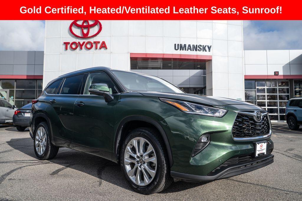 used 2023 Toyota Highlander car, priced at $33,777