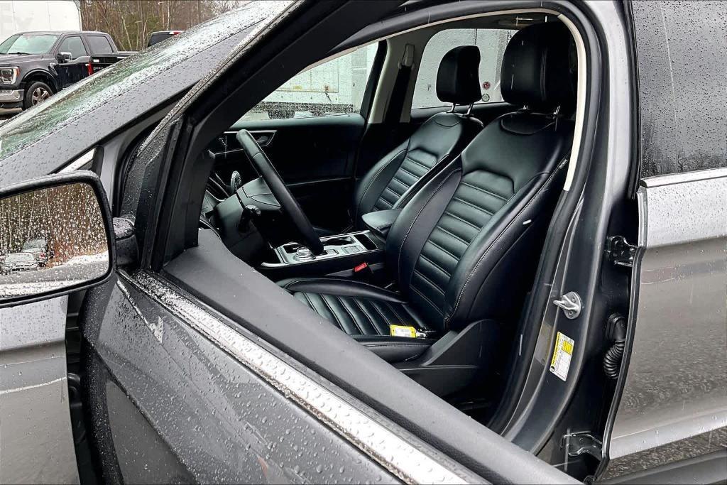 used 2022 Ford Edge car, priced at $21,990