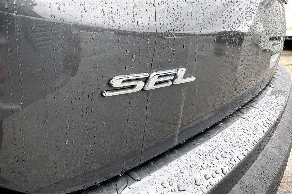 used 2022 Ford Edge car, priced at $21,990