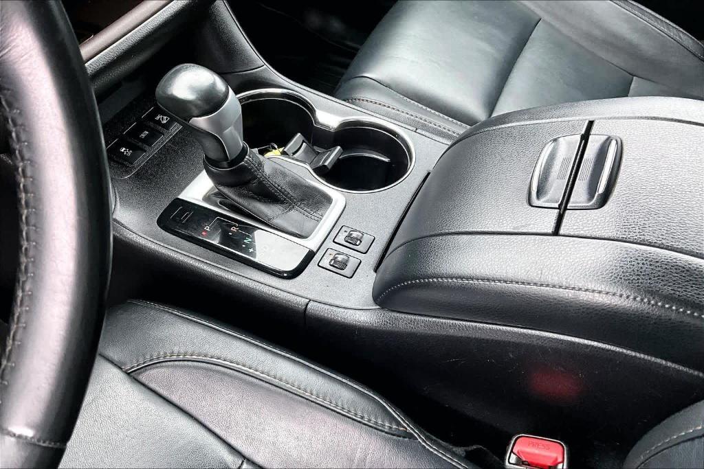 used 2017 Toyota Highlander car, priced at $18,632