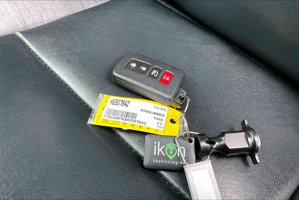 used 2017 Toyota Highlander car, priced at $18,632