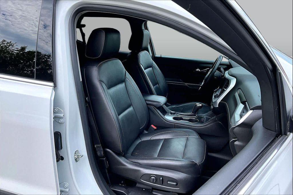 used 2018 GMC Acadia car, priced at $15,553