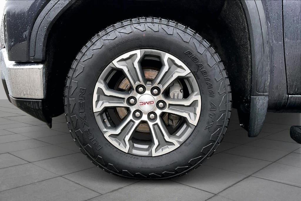 used 2024 GMC Sierra 1500 car, priced at $39,045