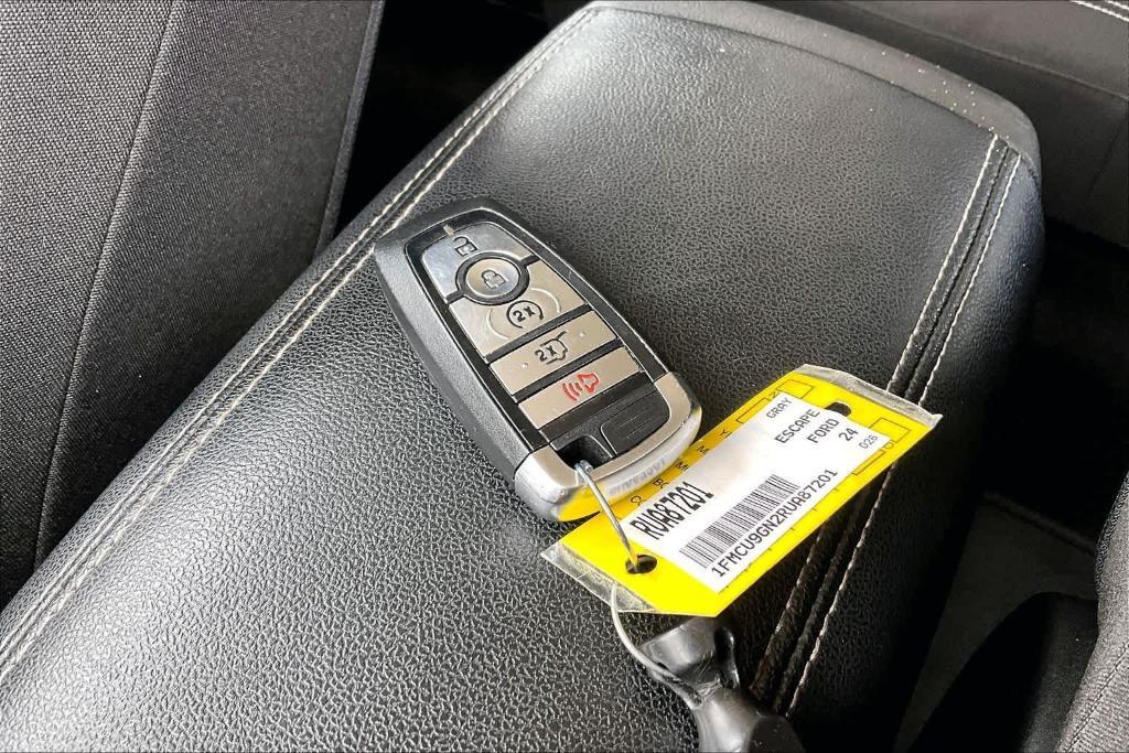 used 2024 Ford Escape car, priced at $22,136