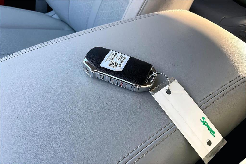 used 2022 Kia Sorento Plug-In Hybrid car, priced at $24,695