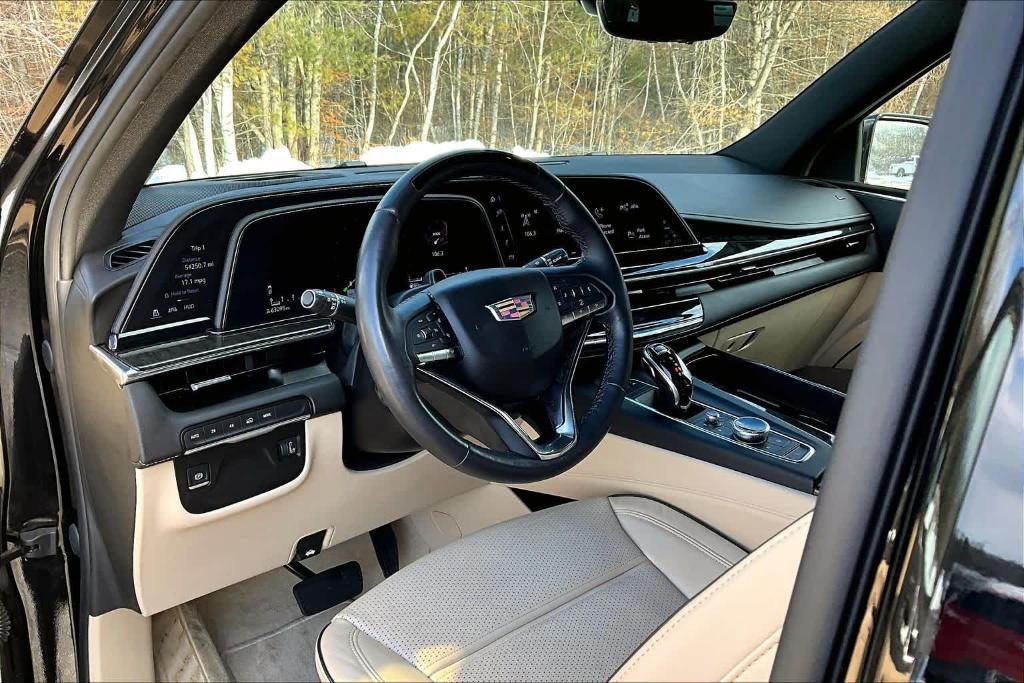 used 2024 Cadillac Escalade car, priced at $65,589