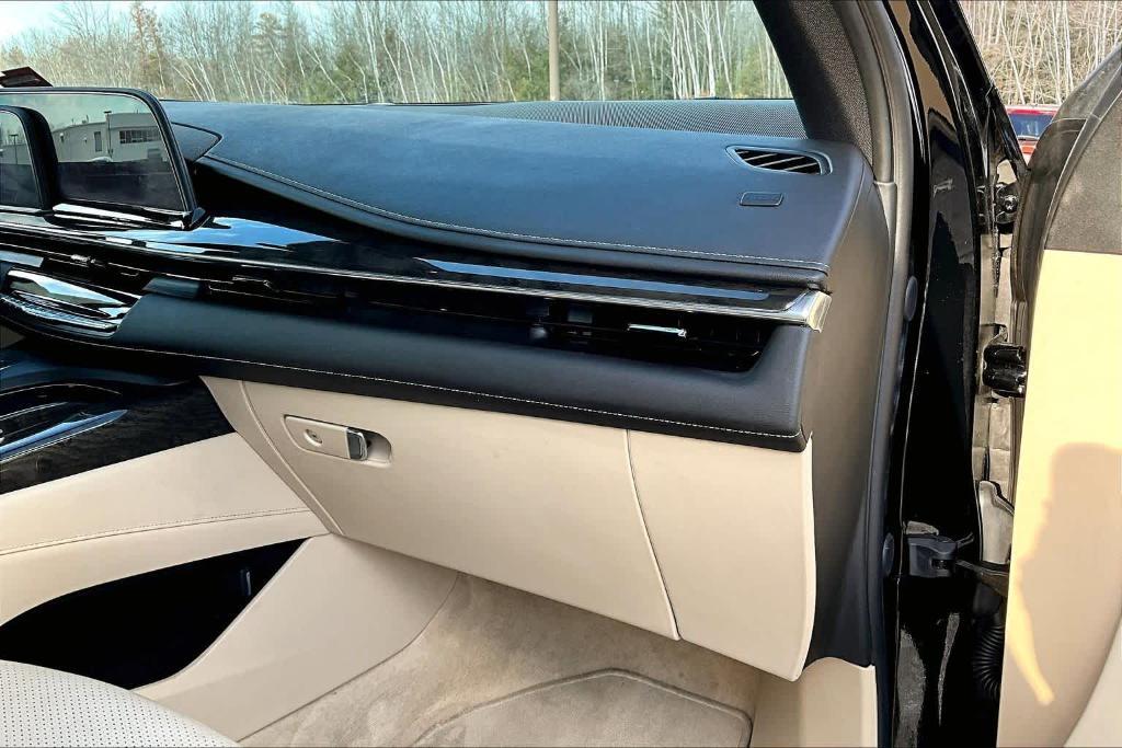 used 2024 Cadillac Escalade car, priced at $65,589