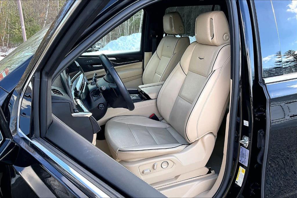 used 2024 Cadillac Escalade car, priced at $65,589