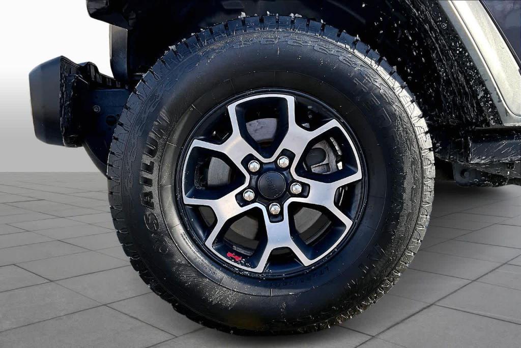 used 2018 Jeep Wrangler Unlimited car, priced at $22,581