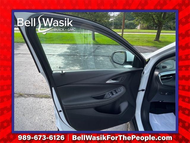 new 2025 Buick Encore GX car, priced at $28,484