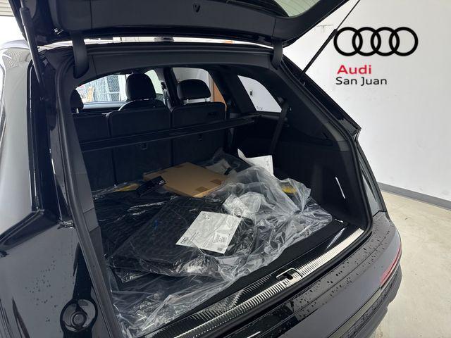 new 2026 Audi Q7 car, priced at $78,140
