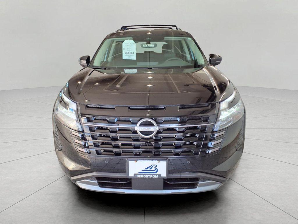 new 2026 Nissan Pathfinder car, priced at $43,905