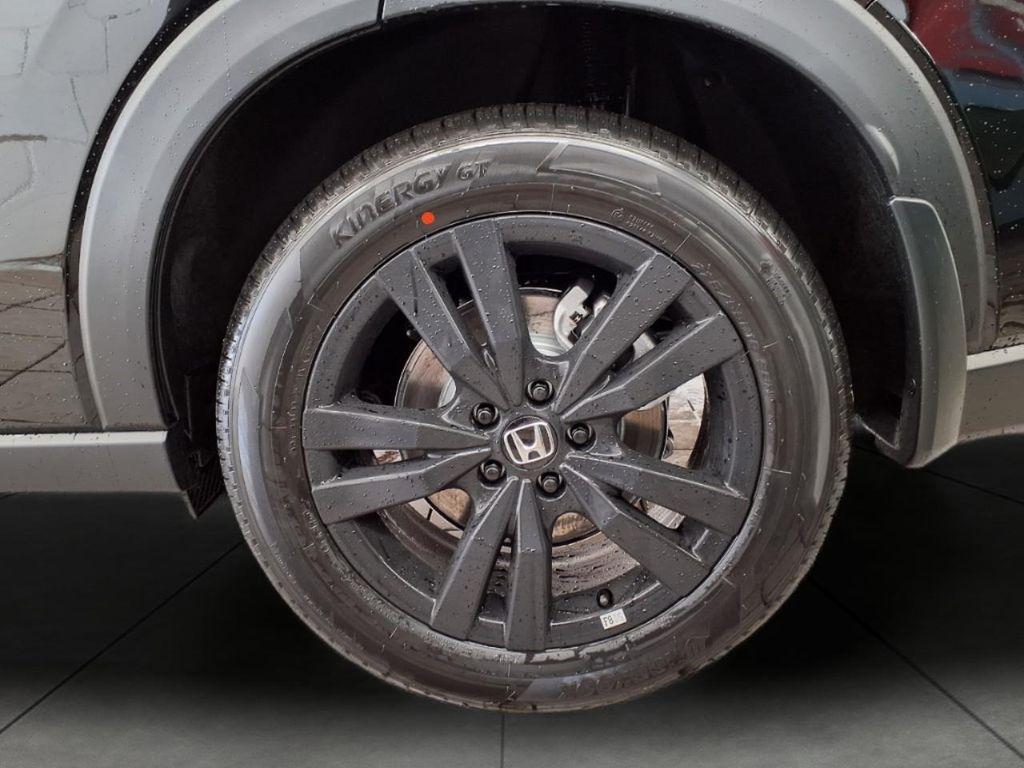 new 2026 Honda HR-V car, priced at $29,551