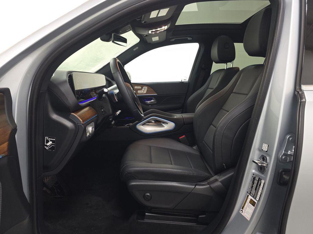 used 2025 Mercedes-Benz GLE 350 car, priced at $61,998