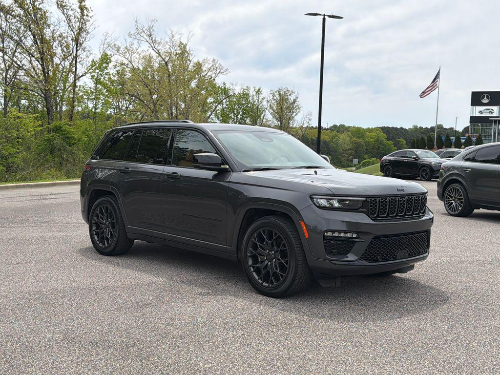 used 2025 Jeep Grand Cherokee car, priced at $50,990