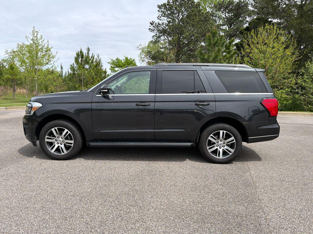 used 2024 Ford Expedition car, priced at $46,985