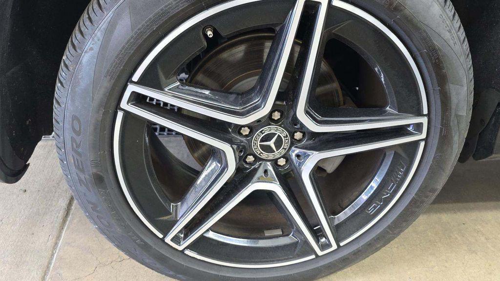 used 2025 Mercedes-Benz GLS 450 car, priced at $87,998