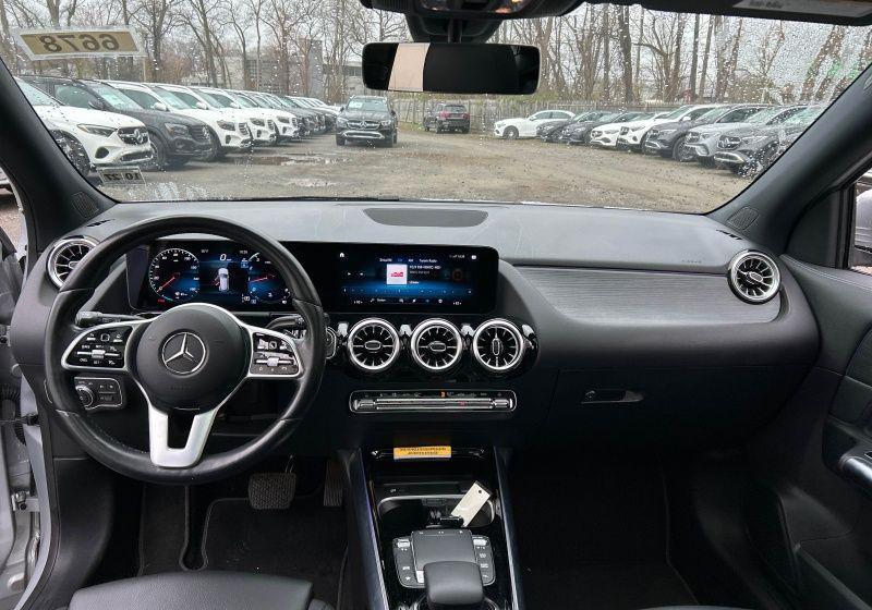 used 2023 Mercedes-Benz GLA 250 car, priced at $33,998