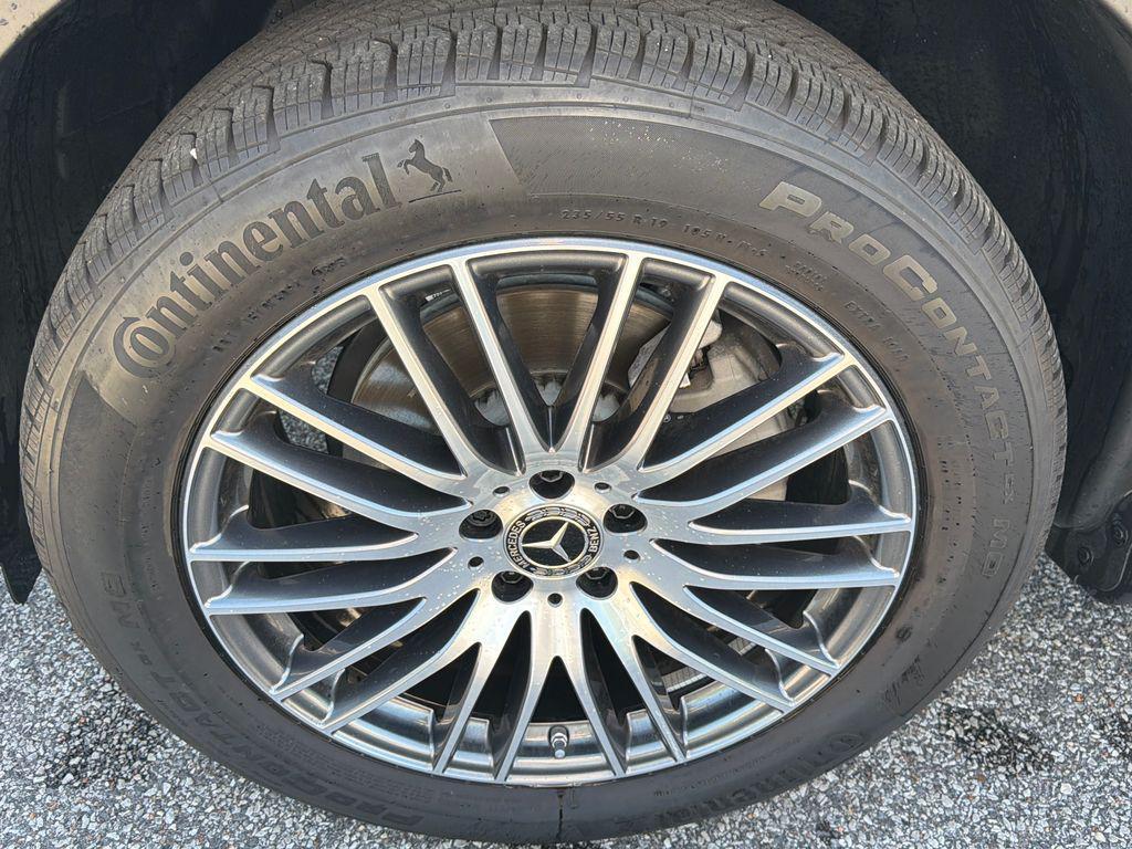 used 2026 Mercedes-Benz GLC 300 car, priced at $48,998