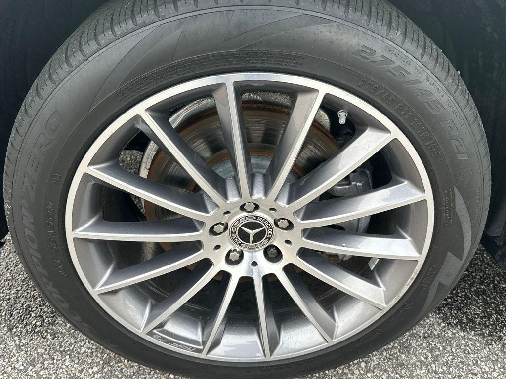 used 2022 Mercedes-Benz GLE 450 car, priced at $44,990