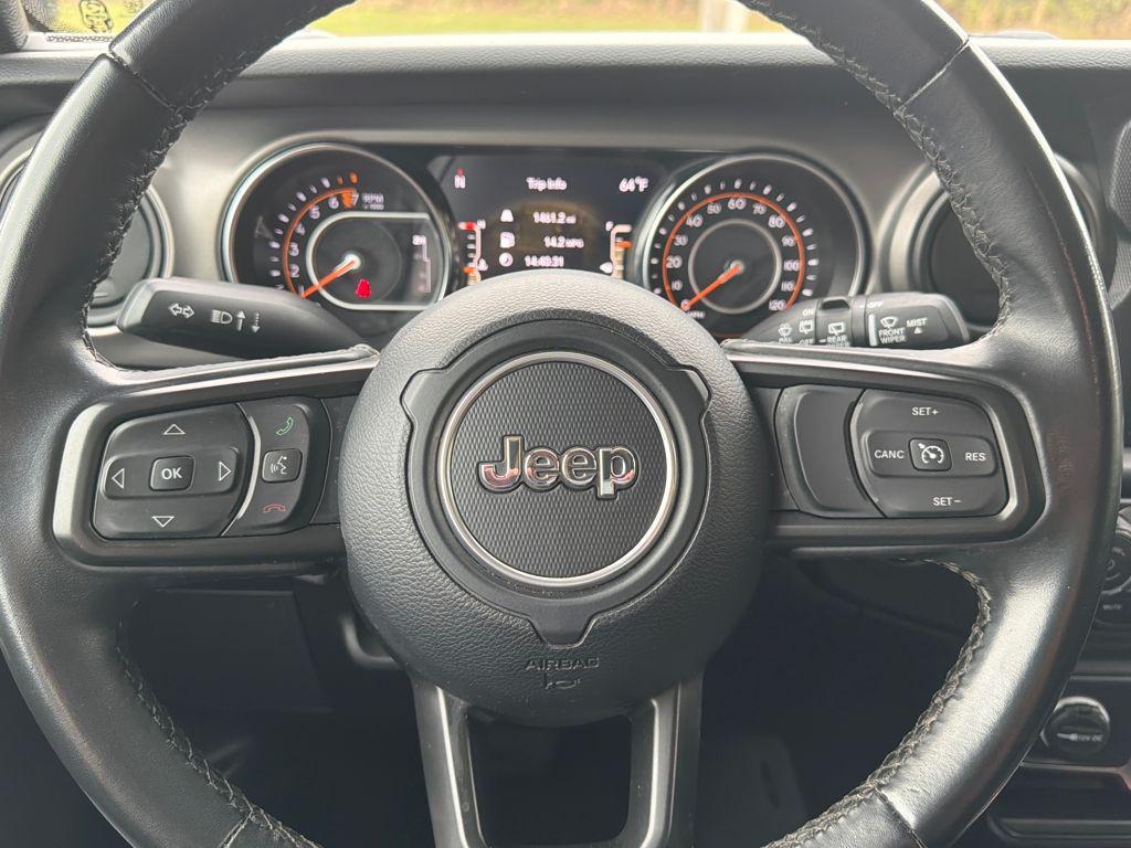used 2022 Jeep Wrangler Unlimited car, priced at $27,990