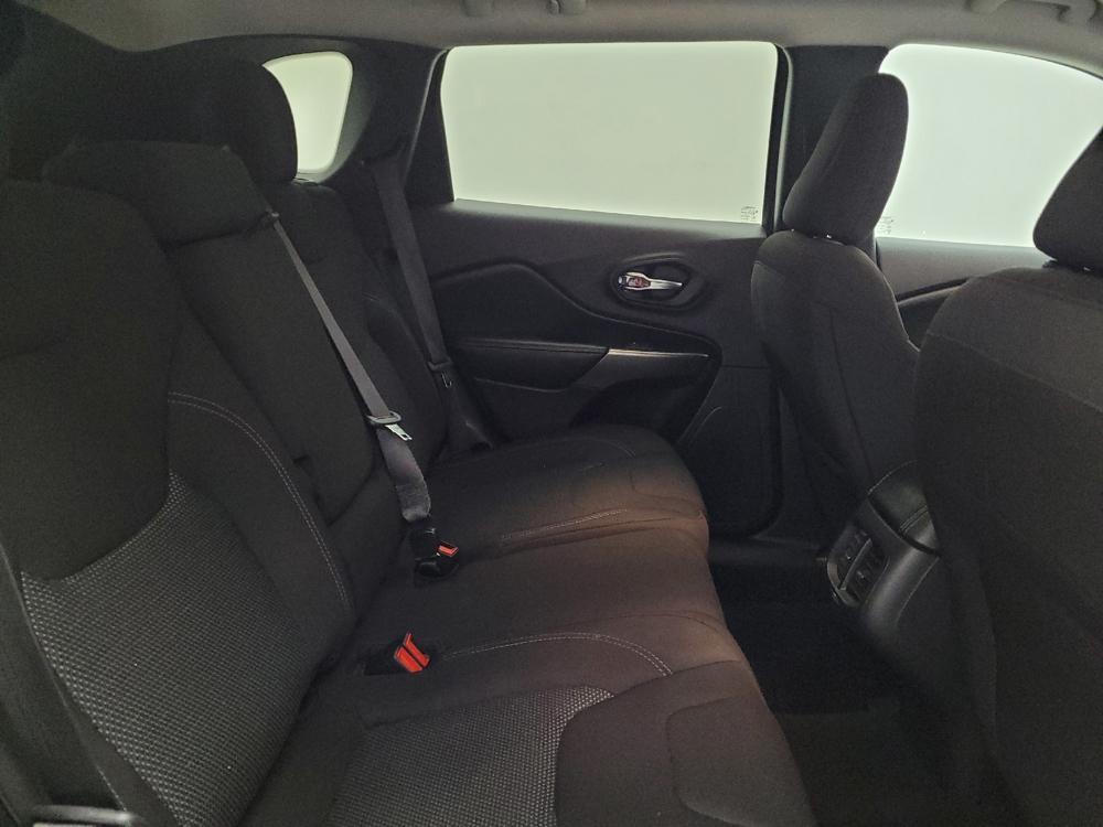 used 2020 Jeep Cherokee car, priced at $17,595