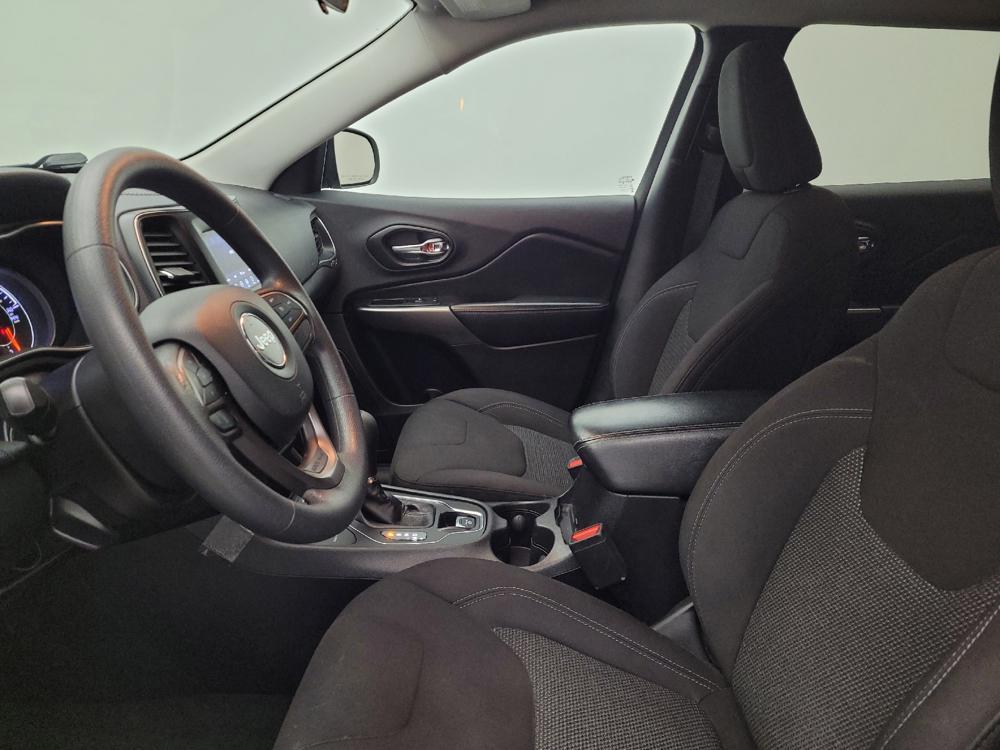 used 2020 Jeep Cherokee car, priced at $17,595