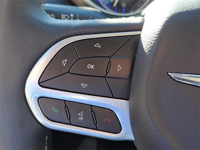 used 2024 Chrysler Pacifica car, priced at $27,268